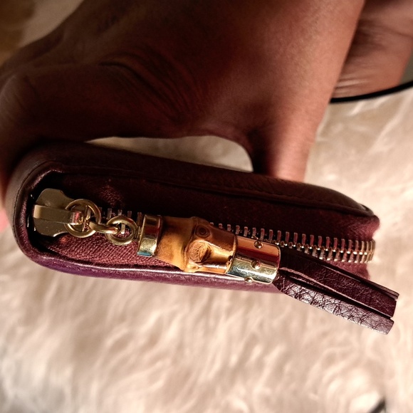 Gucci Bamboo Tassel Zip Around Wallet  EUC - Picture 13 of 17